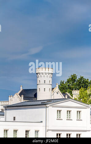 Maison blanche à historique de la côte de la mer Baltique Banque D'Images