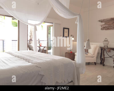 La chambre de maître dans le Billy Mitchell Suite à l'hôtel Firefly, Mustique Banque D'Images