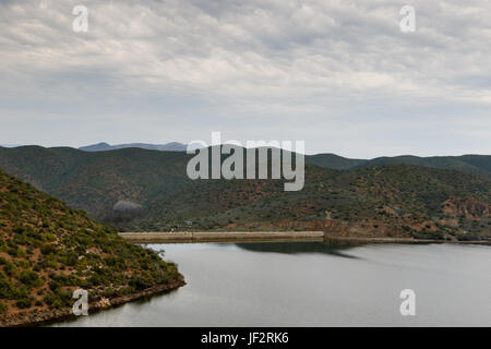 Dam presque plein à Calitzdorp Banque D'Images