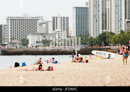 Honolulu, Hawaii, USA - Le 28 mai 2016 : Waikiki Cityscape Banque D'Images