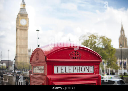 Big Ben et cabine téléphonique rouge Banque D'Images