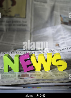 Mot news journal sur Banque D'Images