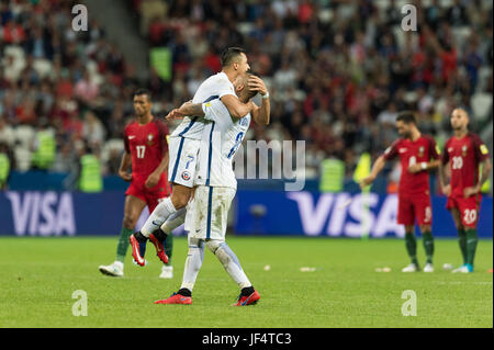 Kazan, Russie. 28 Juin, 2017. Célébrer la victoire de l'équipe nationale du Chili après la Coupe des Confédérations 2017 demi-finale contre le Portugal à Kazan, Russie, 28 juin 2017. Credit : Evgeny Sinitsyn/Xinhua/Alamy Live News Banque D'Images