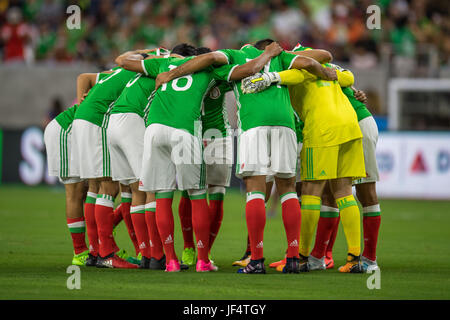 Houston, TX, USA. 28 Juin, 2017. Le onze de départ du Mexique avant le 1er conciliabules la moitié d'un match amical de football entre le Mexique et le Ghana à NRG Stadium à Houston, TX. Trask Smith/CSM/Alamy Live News Banque D'Images