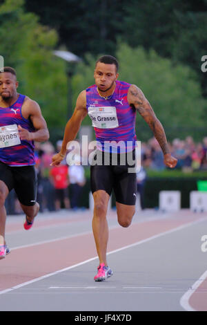 Coquitlam, Colombie-Britannique, Canada. 28 Juin, 2017. André De Grasse a remporté le 100 mètres avec un temps de 10,17 secondes posté le mercredi soir à la piste Harry Jerome Classic à la Percy Perry Stadium. Il a utilisé la course en tant que préparation aux Championnat canadien d'athlétisme, à partir de la semaine prochaine à Ottawa et les championnats du monde à Londres début août. Joe Ng/Alamy Live News Banque D'Images