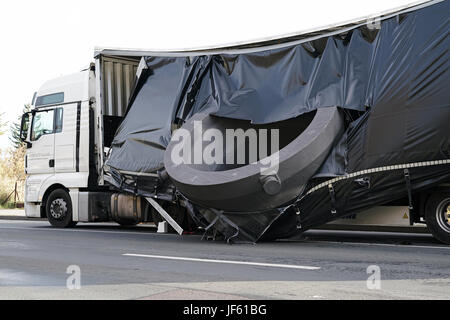 Accident d'un transporteur de charges lourdes Banque D'Images