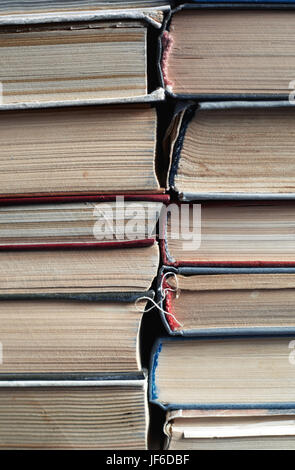 Pile de livres anciens Banque D'Images