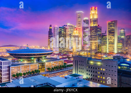 Le centre-ville de Singapour avec l'Édifice de la Cour suprême. Banque D'Images