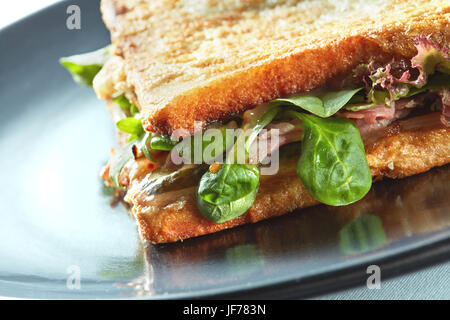 Panini grillé frais sandwich BLT Banque D'Images