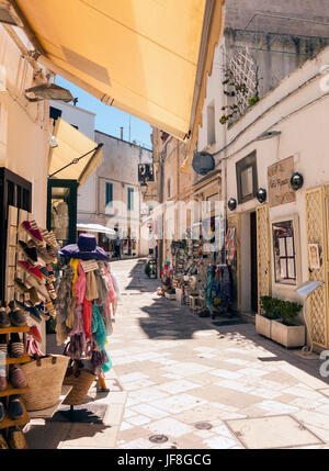 Ruelle de la vieille ville de otranto, Pouilles, Italie Banque D'Images