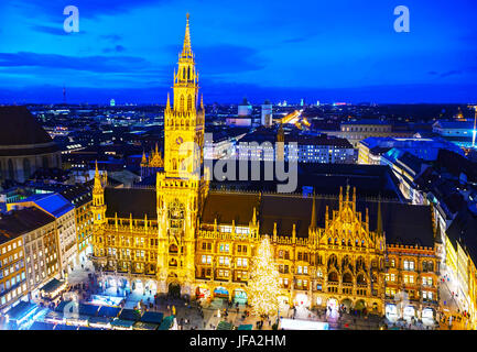 Aperçu de la Marienplatz à Munich Banque D'Images