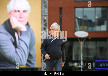 Manchester, UK. 29 Juin, 2017. Vinnie parades le long de l'étape dans les jardins de Piccadilly, Manchester, 29 juin 2017 (C)Barbara Cook/Alamy Live News Crédit : Barbara Cook/Alamy Live News Banque D'Images