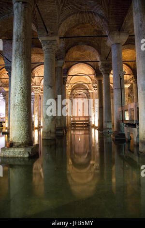 La citerne basilique, Istanbul, Turquie Banque D'Images