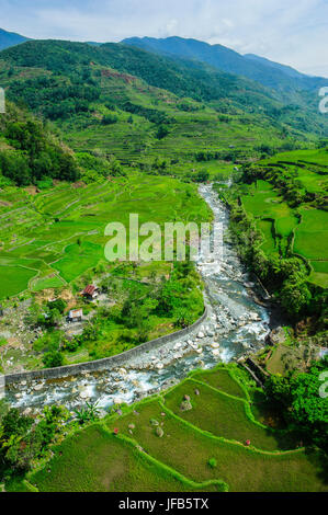 Les terrasses de riz de Hapao faisant partie du patrimoine mondial de Banaue vue, Luzon, Philippines Banque D'Images