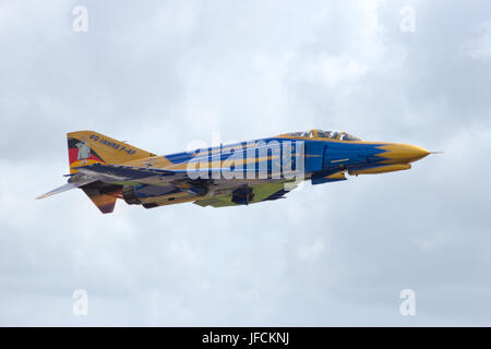 Schöppingen, Allemagne- 29 juin : German Air Force F-4 Phantom sur son dernier vol avant d'decommisioned le 29 juin 2013 à la base aérienne de Wittmund, Allemagne. Ce Banque D'Images