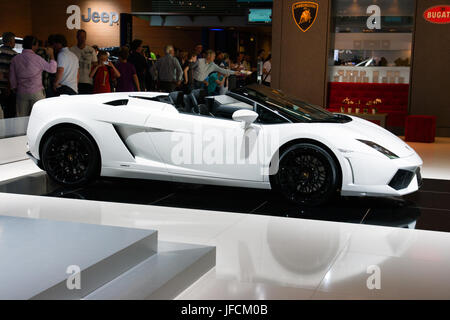AMSTERDAM - 22 avril : Lamborghini Gallardo Spyder de l'afficheur pendant le salon AutoRAI le 22 avril 2011 à Amsterdam, aux Pays-Bas. Banque D'Images