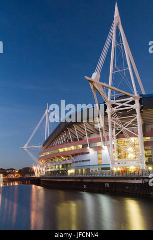 Le Millennium Centre, Cardiff. Banque D'Images