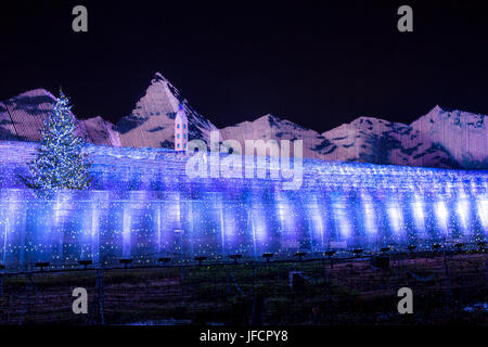 Nabana no Sato jardin de nuit Nagoya. Banque D'Images