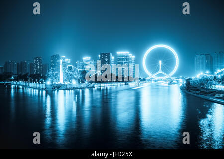 Tianjin haihe river dans la nuit Banque D'Images