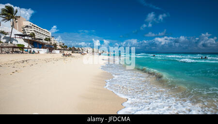 Cancun beach panorama, Mexique Banque D'Images
