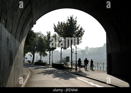 La Suisse, dans le Canton de Bâle-Ville, Bâle, Bâle peu district sur la rive droite du Rhin et le pont Wettstein Banque D'Images