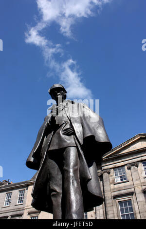 Sherlock Holmes statue, Picardie Place, Édimbourg Banque D'Images