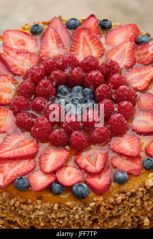 Fruits rouges tarte tarte Banque D'Images