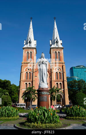 Basilique-cathédrale Notre-Dame de Saigon à Ho Chi Minh City, Vietnam, Asie Banque D'Images