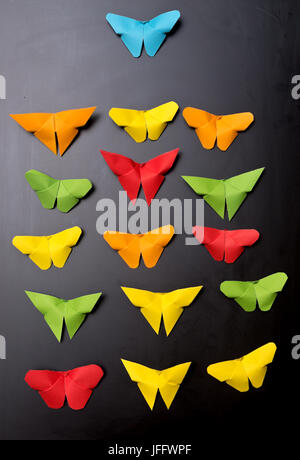 Papillons en origami Banque D'Images