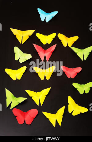 Papillons en origami Banque D'Images