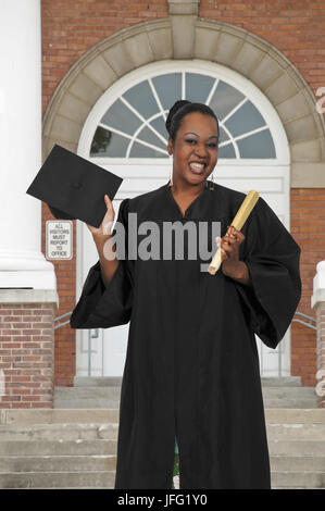 Femme diplômée noir Banque D'Images
