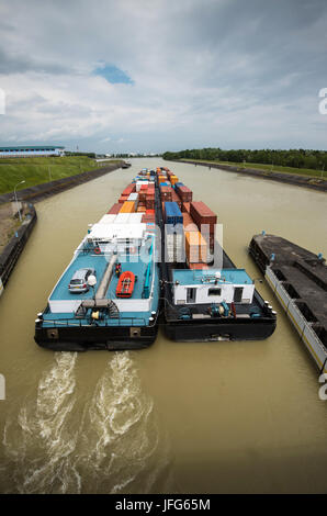 Transport fluvial Banque D'Images