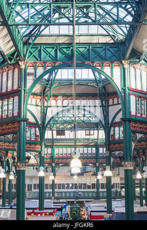 L'Angleterre, dans le Yorkshire, Leeds, entrée à Leeds City Market aka Kirkgate Market Banque D'Images