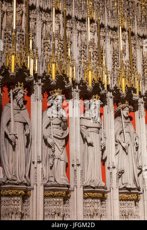 L'Angleterre, dans le Yorkshire, York, York Minster, l'écran illustrant les rois médiévaux Quire Banque D'Images