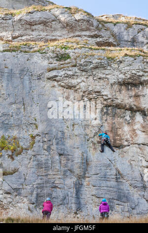 Pays de Galles, Llandudno, Great Orme, Female Rock Climber Banque D'Images