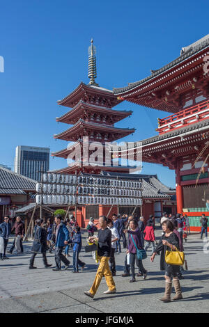 Le Japon, la ville de Tokyo, Asakusa, Le Temple Senso-ji pagode, Senso-ji Banque D'Images