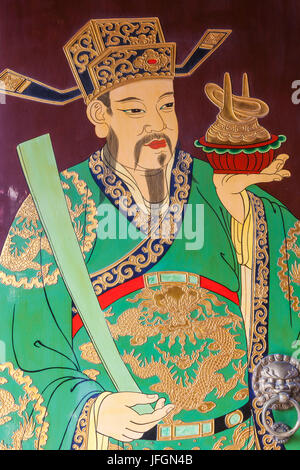 La Chine, Shanghai, le Jardin Yuyuan, Temple du dieu de la ville de Shanghai, porte de Temple Guardian Peinture Banque D'Images