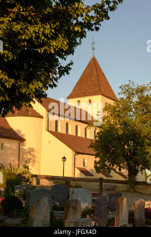 Eglise Saint Georg à Oberzell, du patrimoine culturel mondial de l'UNESCO, l'île de Reichenau, underlake, Lac de Constance, Baden-Wurttemberg, Allemagne Banque D'Images