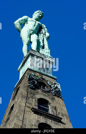 Statue Herkules, Mountain Park Wilhelmshöhe, du patrimoine culturel mondial de l'UNESCO, Kassel, Hessen, Allemagne Banque D'Images