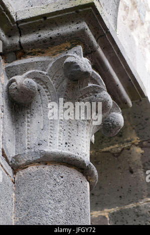 La ruine de l'église du cloître cistercien de Arnsburg, romane chapter, lumière, Hessen, Allemagne Banque D'Images