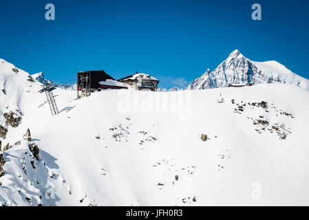 Voir l'Eggishorn montagne, photo aérienne, Fiesch, Valais, Suisse Banque D'Images