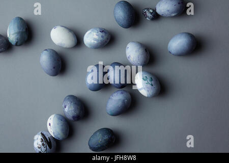 Œufs de Pâques colorés Banque D'Images