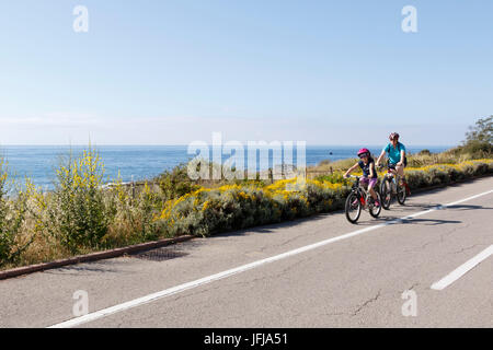 Ligurie, Italie, le Vélo La piste cyclable d'Azur Banque D'Images