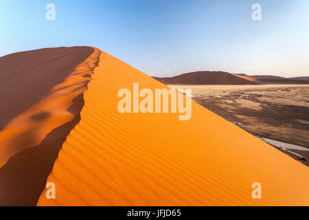 La Dune 45 dune star composé de 5 millions d'ans sable Sossusvlei désert du Namib Naukluft National Park en Afrique Namibie Banque D'Images