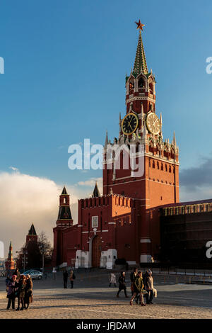 La Russie, Moscou, la Place rouge, Kremlin, Spasskaya Bashnya Banque D'Images