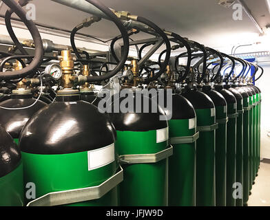 Le CO2 industriel système d'extinction d'incendie pour un centre de données Banque D'Images