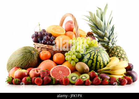 La composition avec un assortiment de fruits. Alimentation équilibrée Banque D'Images
