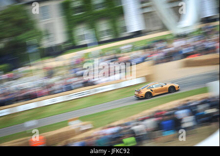 Goodwood, Chichester, Royaume-Uni. Samedi 1er juillet 2017. Action de la Goodwood Festival of Speed, Goodwood, West Sussex, UK. © Kevin Bennett/Alamy News Banque D'Images