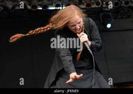 Milwaukee, Wisconsin, États-Unis. 1er juillet 2017. Singer Flint Eastwood exécute live au Festival Park pendant Henry Maier Summerfest à Milwaukee, Wisconsin. Ricky Bassman/Cal Sport Media/Alamy Live News Banque D'Images