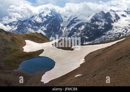 Le Lac d'or, le parc national de Stelvio, le Tyrol du Sud, Italie, Banque D'Images